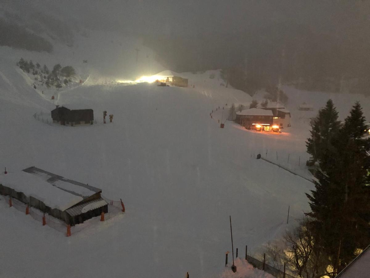 Le Skidoux 2*, Au Pied Des Pistes, Vue Montagne กูแร็ต ภายนอก รูปภาพ